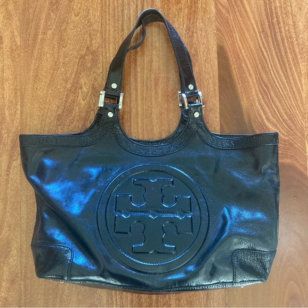 Tory Burch Bombe Tote Black Crackle Leather XL Logo Embossed Silver Satchel - Picture 3 of 14